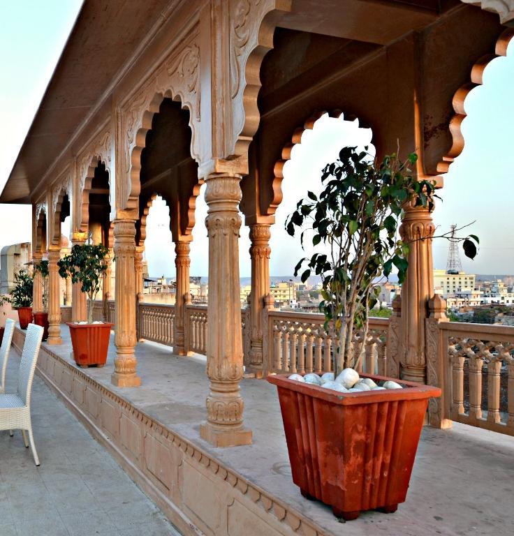 Hotel Ram Singh Palace Jaipur Exteriör bild